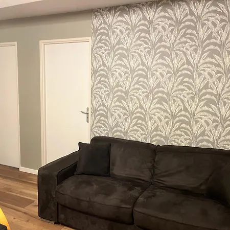 Le 24 Carat 3 Pieces Neuf 公寓